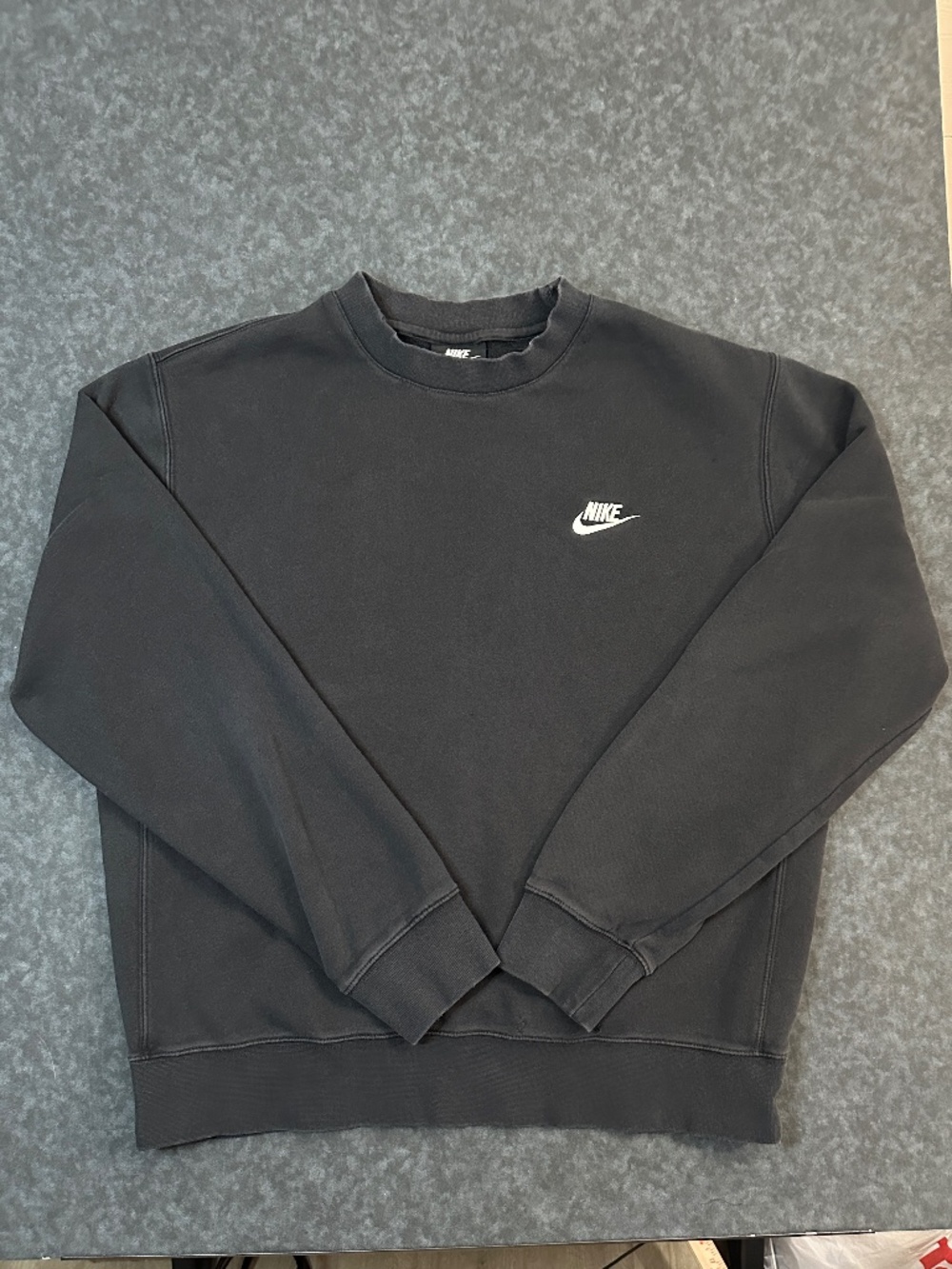 Nike Black Crewneck Sweatshirt Pullover Size Medium